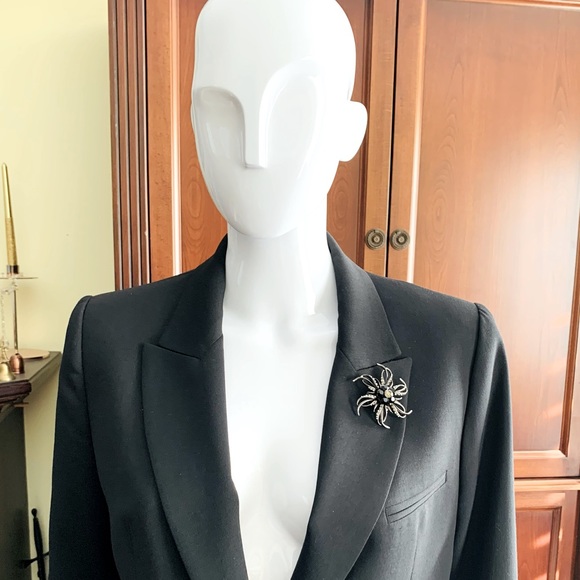 Vintage brooch pin back sparkling flower with shiny black beadings & rhinestones - Picture 5 of 12